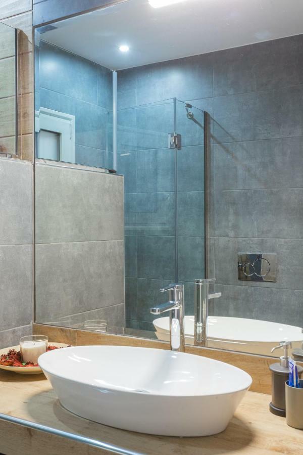 100M2 Luxury Apartment In The Heart Of Athens - Living Stone Emerald Exterior foto